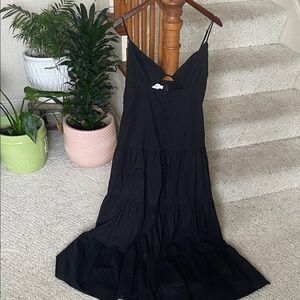 Petal & Pup Black Linen Maxi Dress